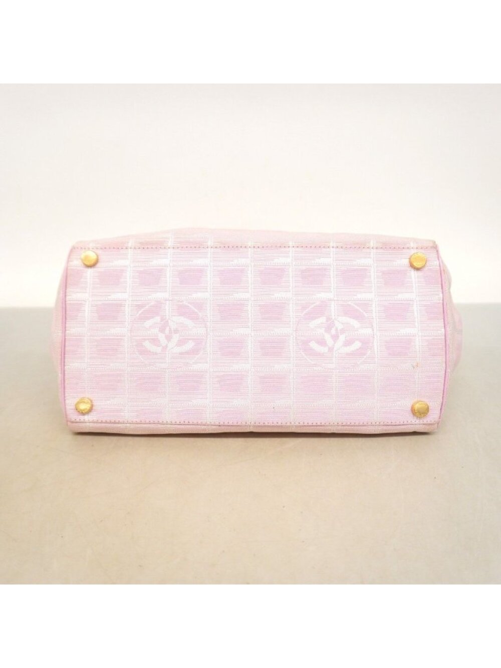 Chanel Handbag New Travel Nylon Pink Gold - Picture 3 of 10